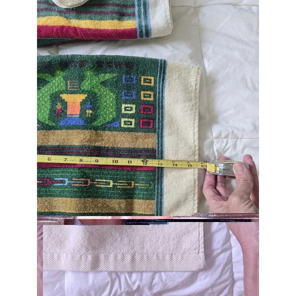 Hilasal Towel Set Aztec Southwest Bloomingdales VTG folk art tribal Navajo dorm
